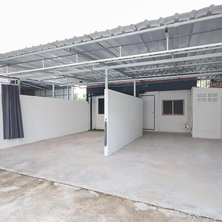 Phuket Oyo 1163 Eden Hostel מראה חיצוני תמונה