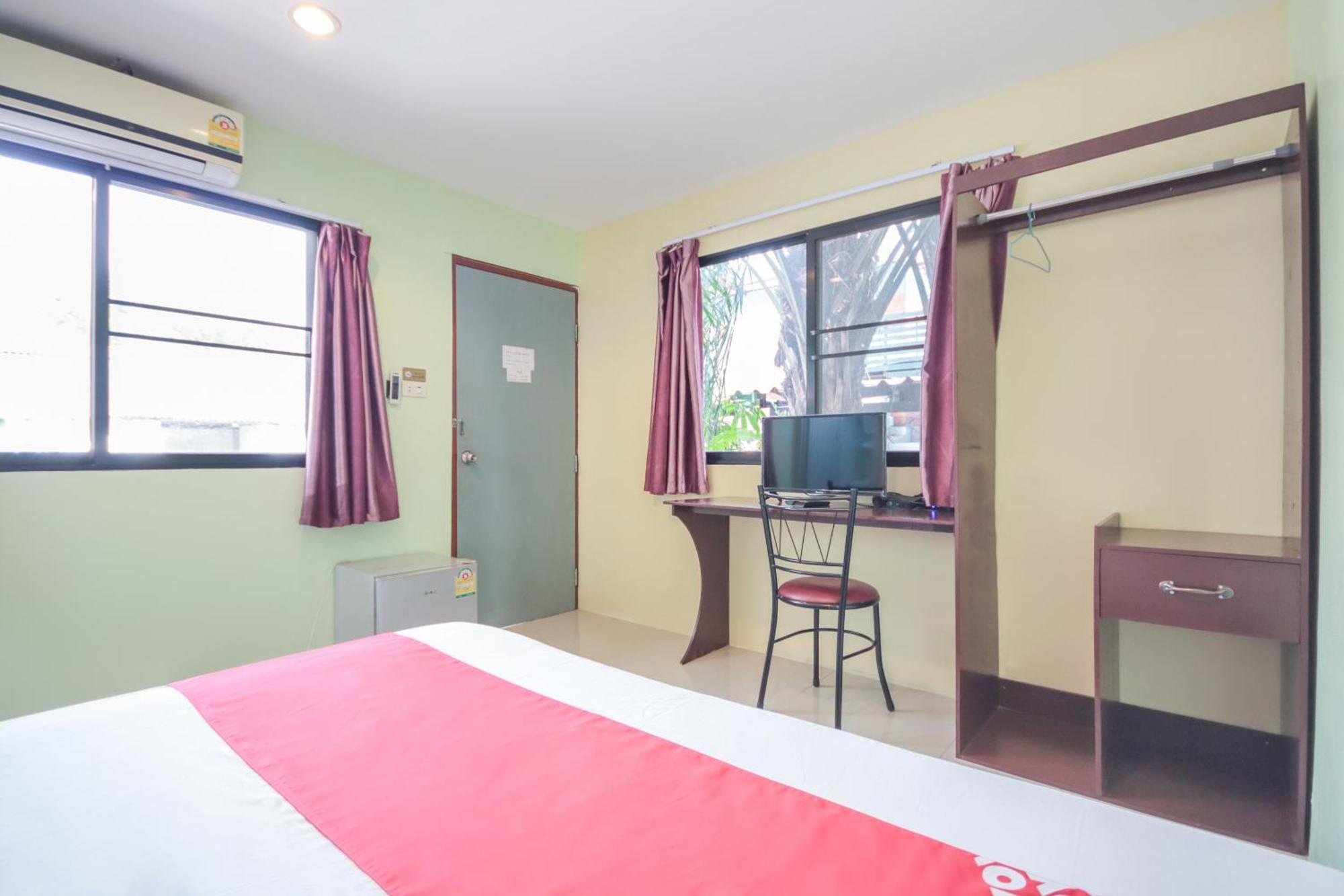 Phuket Oyo 1163 Eden Hostel מראה חיצוני תמונה