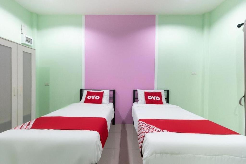 Phuket Oyo 1163 Eden Hostel מראה חיצוני תמונה