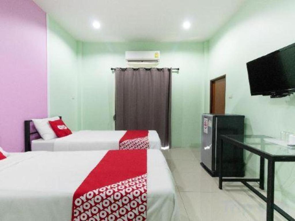 Phuket Oyo 1163 Eden Hostel מראה חיצוני תמונה