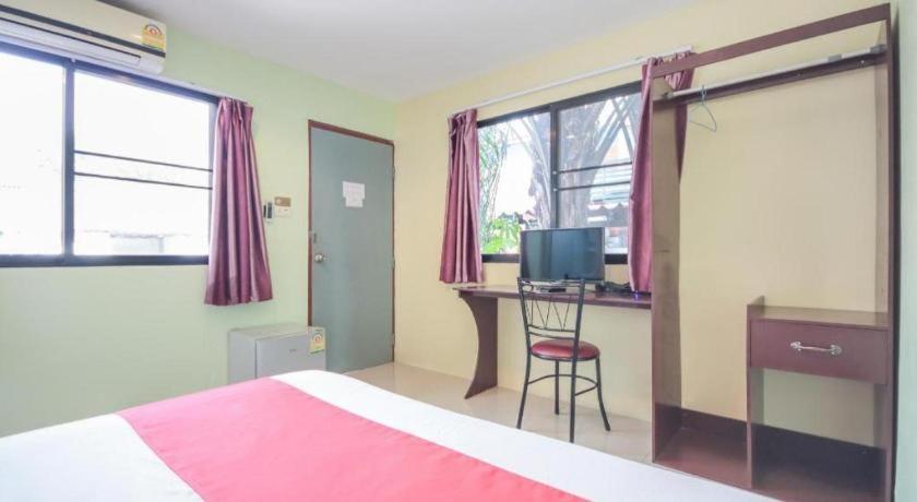 Phuket Oyo 1163 Eden Hostel מראה חיצוני תמונה
