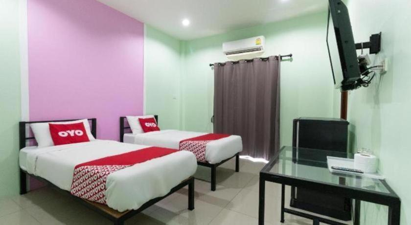 Phuket Oyo 1163 Eden Hostel מראה חיצוני תמונה