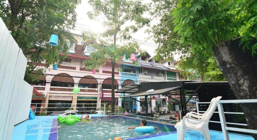 Phuket Oyo 1163 Eden Hostel מראה חיצוני תמונה