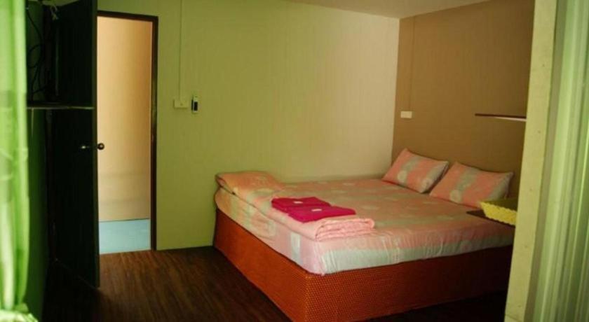 Phuket Oyo 1163 Eden Hostel מראה חיצוני תמונה